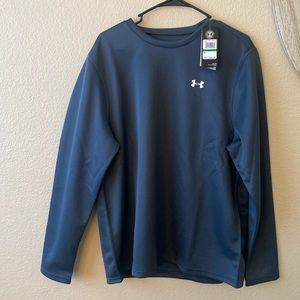 Mens large long sleeve Under Armour shirt